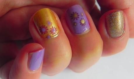 Flores de invierno: Hoy, Caléndula morada (look, manicura y outfit).