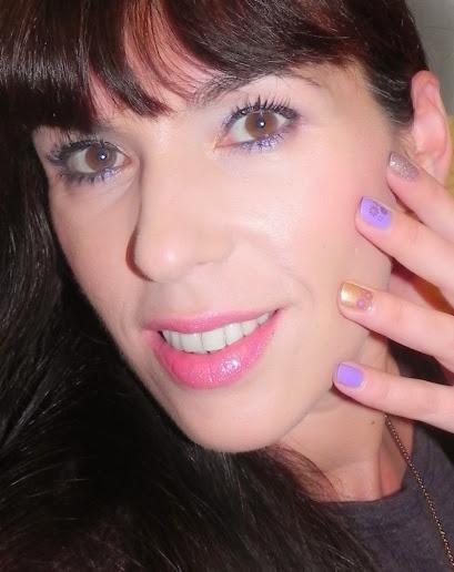 Flores de invierno: Hoy, Caléndula morada (look, manicura y outfit).