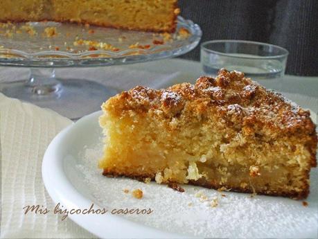 Coco y Piña Streussel Coffee Cake