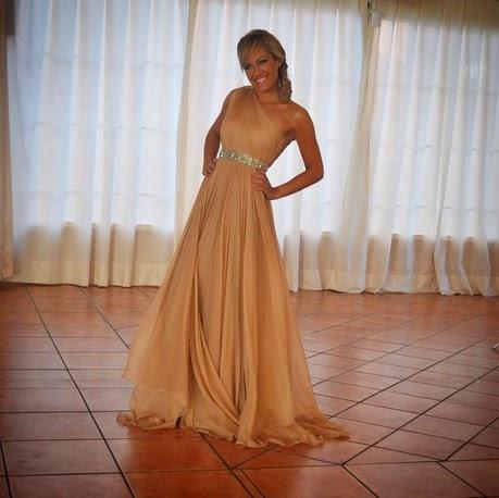 Los vestidos de Luján Arguelles en Quién quiere casarse con mi hijo ¡Vuelve QQCCMH!