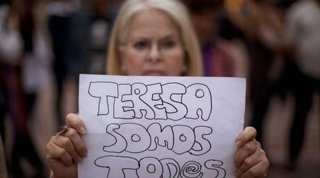 POR LAS MEDIAS VERDADES