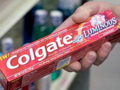 Investigan poder cancerígeno de un químico de pasta de dientes Colgate Total Investigan poder cancerígeno de un químico de pasta de dientes Colgate Total
