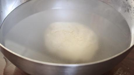 Pan básico con masa madre