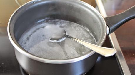 Rollitos de mozzarella dulce حلاوة جبن