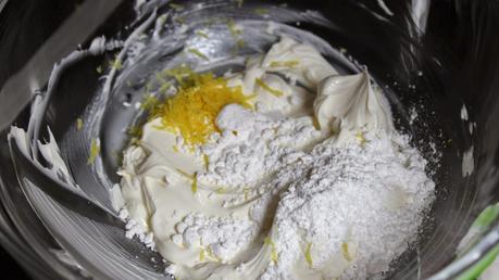 Tarta symphonie de queso, fresas y streusel almendras de P.hermé