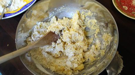 Galletas con mermelada y jengibre confitado