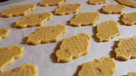 Galletas con mermelada y jengibre confitado