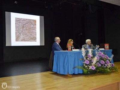 Presentación Breve Historia de Quintos en el Centro Cultural de Montequinto