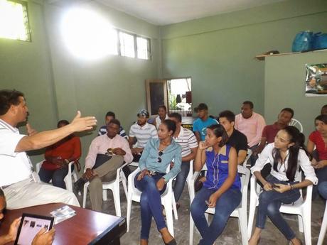 Empresas evalúan jóvenes aprendieron inglés provincia Bahoruco.