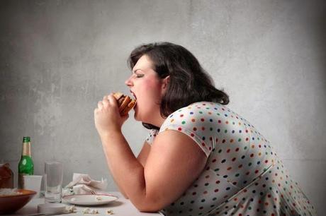 Hacer sentir mal a quienes tienen sobrepeso conduce a mayor aumento de peso