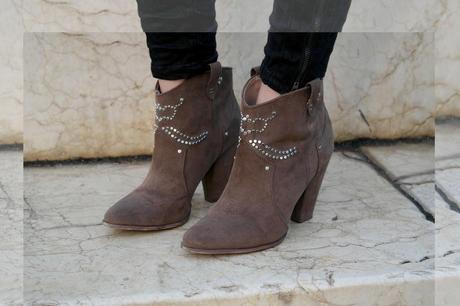MUST HAVE: COW-BOY BOOTS