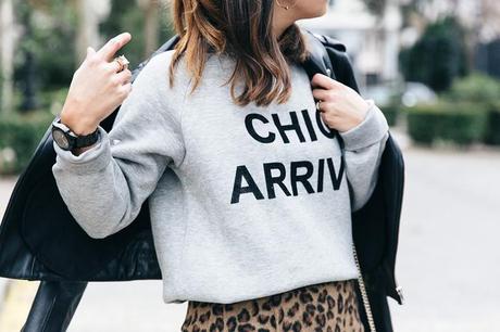 SweatShirt-Blanco_Suite-Leopard_Skirt-Topshop-Balenciaga_Cut_Out_Boots-Biker_Jacket_Maje-Street_Style-66