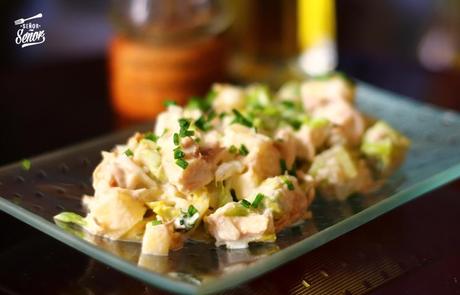 Ensalada de pollo y manzana