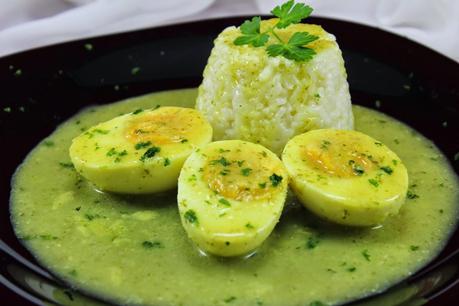 Huevos en salsa verde Ana Sevilla con Thermomix