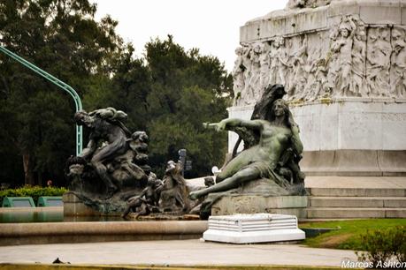 Monumento de los Españoles / Monument of the Spanish