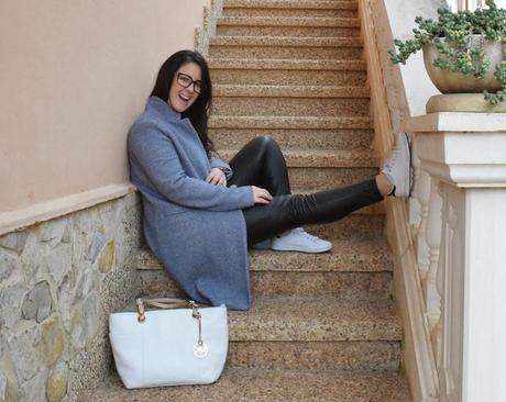 Gray coat, white bag