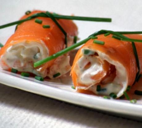 Menú de Navidad: Rollitos de Salmón Ahumado y Queso Crema
