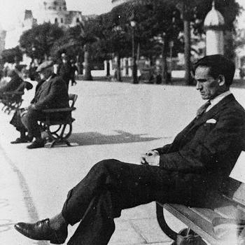 César Vallejo: Hasta el día en que vuelva: