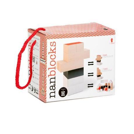 Nan casteller, una tradición convertida en juego Nan casteller, una tradición convertida en juego