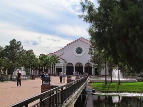 Iglesia María Reina del Universo. Orlando. USA