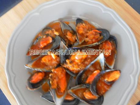 TIGRES RABIOSOS O MEJILLONES EN SALSA PICANTE