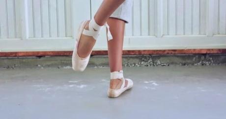 Free People y el polémico anuncio de ballet