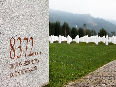 Srebrenica, 6 días de julio escritos en rojo - 1 (Judit Urquijo)