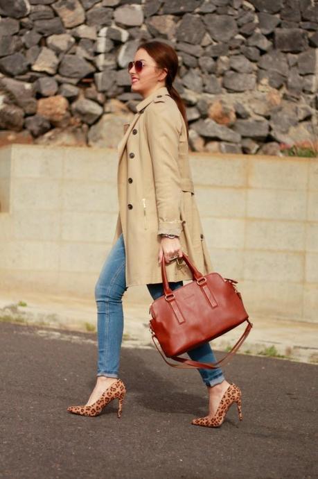 Leopard heels & classic trench