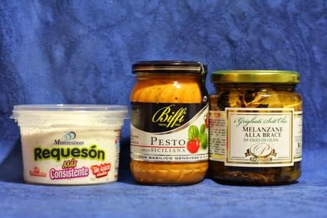 Mezzi Paccheri con Berenjenas Asadas en Aceite, Ricotta y Pesto Siciliano