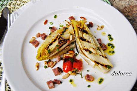 Endivias a la plancha con vinagreta de aromáticas