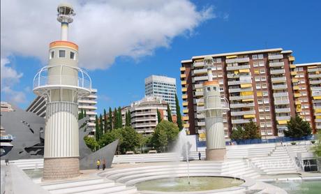 Paseando por el Parc de l'Espanya Industrial
