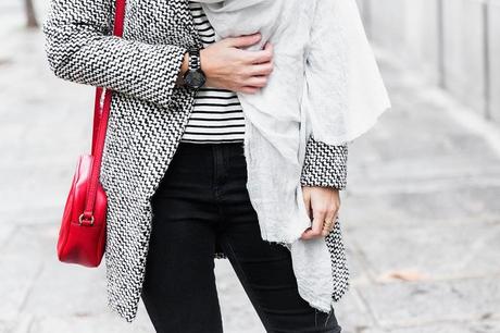 Mixing_Prints-Striped_Top-Red_Bag-Gucci_Disco_Bag-Outfit-Street_Style-Collage_Vintage-46