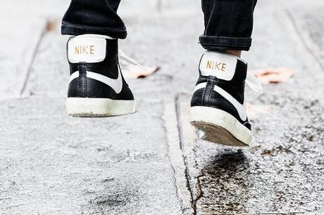 Mixing_Prints-Striped_Top-Red_Bag-Gucci_Disco_Bag-Outfit-Street_Style-Collage_Vintage-45