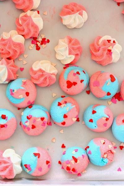 Como hacer suspiritos o merenguitos de dos colores Como hacer suspiritos o merenguitos de dos colores