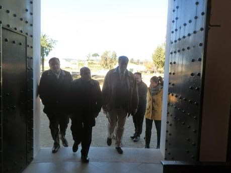 Visita del Obispo Auxiliar al santuario de la Divina Pastora