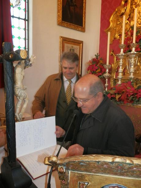 Visita del Obispo Auxiliar al santuario de la Divina Pastora