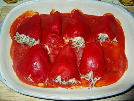 PIMIENTOS RELLENOS DE GULAS