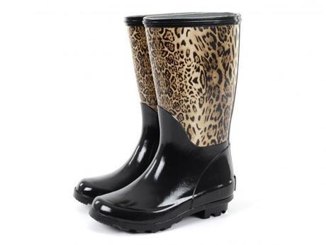 ¡A saltar! Botas de agua para que disfruten como locos 20140704133911