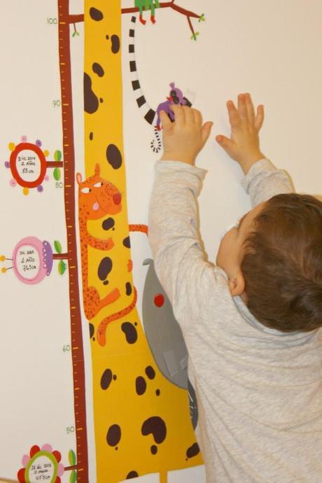 Nuestro medidor infantil niño medidor jirafa