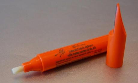 El cuidado de las cutículas y el Lápiz Quitacutículas de BOHEMA