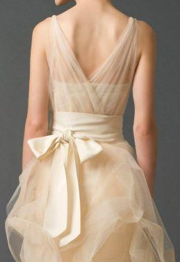Vestidos de novia con lazo en la espalda