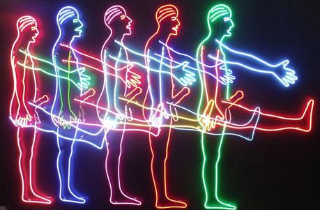 Bruce Nauman five marching men