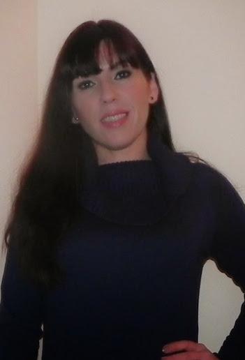 Azul profundo (look con Astra y outfit) Azul profundo (look con Astra y outfit)