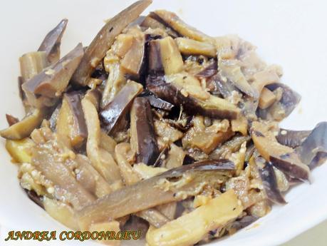 BERMUDAS. IKRA DE BERENJENAS. ANDREA POR EL MUNDO. RECETA VEGANA.