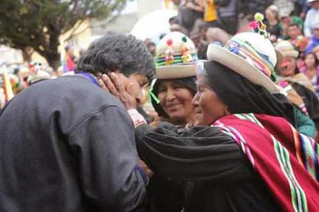 Evo Morales: como líder de los pueblos indígenas pide cuidar los recursos que brinda la tierra [+ fotos]