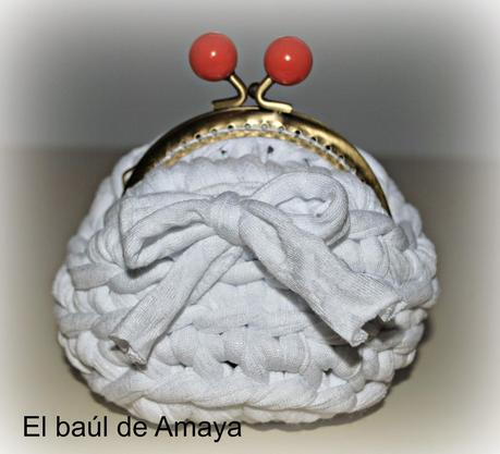 MONEDEROS DE TRAPILLO