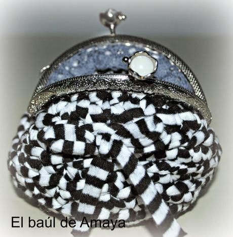 MONEDEROS DE TRAPILLO