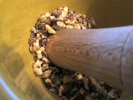 Endivias con salsa de yogur, gorgonzola y nueces. (#ColorYSabor) Endivias-con-salsa-de-yogur-gorgonzola-y-nueces-