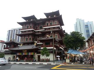 Buddha Tooth Relic temple