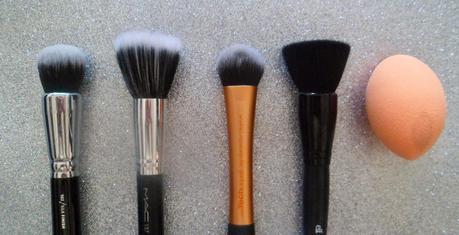 Mis Brochas Favoritas para aplicar Base de Maquillaje